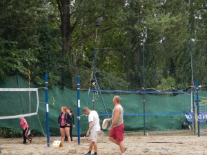 Volleball? Badminton? Tennis? 