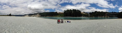 Rakia Gorge - the perfect lunch spot.