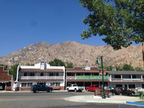 Welcome to the blue sky of Kernville